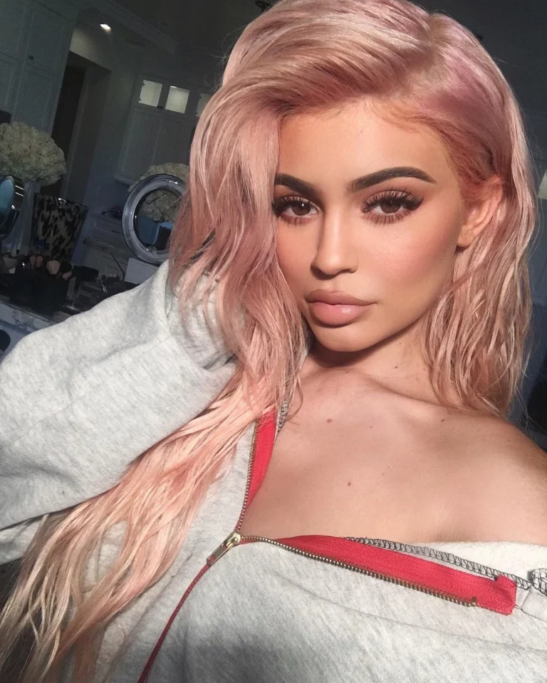 Décryptage du contouring de Kylie Jenner